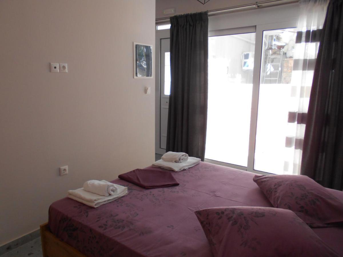Spλces * Pylos